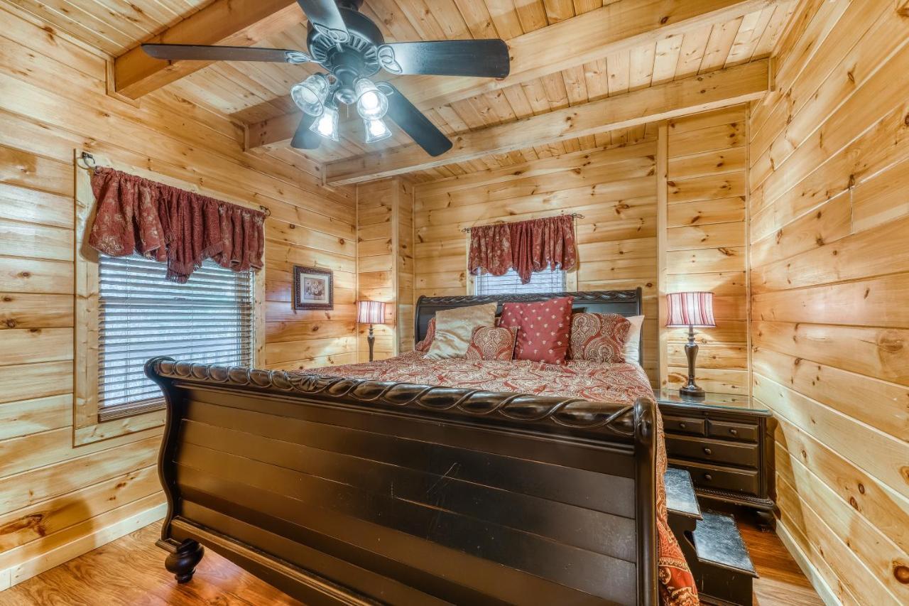 Harrisons Hideout Villa Pigeon Forge Bagian luar foto